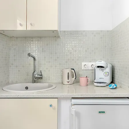 Mykonos Hotel 2*